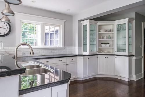 3014 Balmoral Avenue, Burlington, ON - Indoor Photo Showing Kitchen With Double Sink