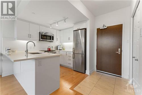 316 Bruyere Street Unit#302, Ottawa, ON - Indoor Photo Showing Kitchen With Upgraded Kitchen