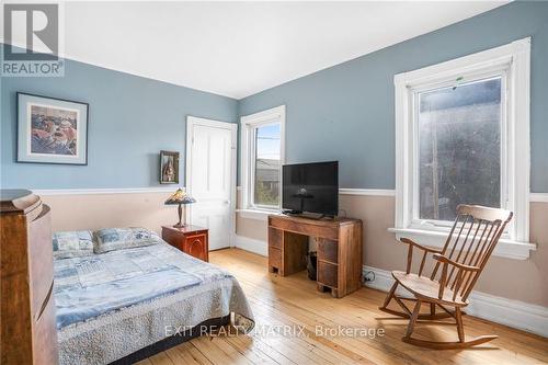 1050 King Street, Champlain, ON - Indoor Photo Showing Bedroom