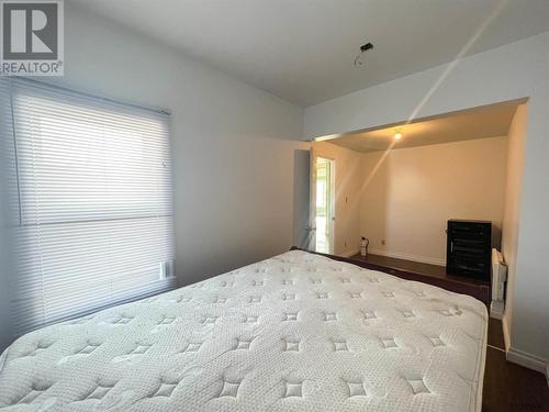 146 Main St, Iroquois Falls, ON - Indoor Photo Showing Bedroom