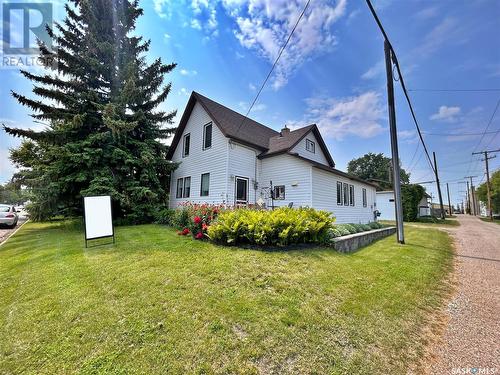 606 Mountain Street, Moosomin, SK - Outdoor