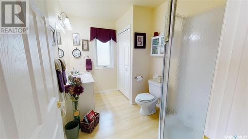 606 Mountain Street, Moosomin, SK - Indoor Photo Showing Bathroom