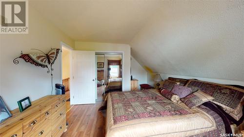 606 Mountain Street, Moosomin, SK - Indoor Photo Showing Bedroom