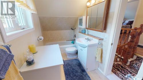 606 Mountain Street, Moosomin, SK - Indoor Photo Showing Bathroom