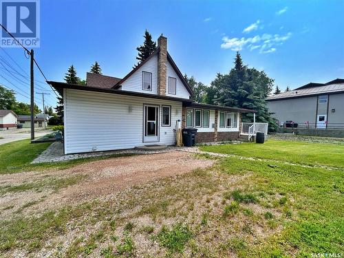 606 Mountain Street, Moosomin, SK - Outdoor