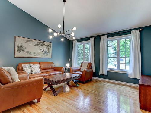 Living room - 1489 Rue Bourbeau, Saint-Bruno-De-Montarville, QC - Indoor Photo Showing Living Room