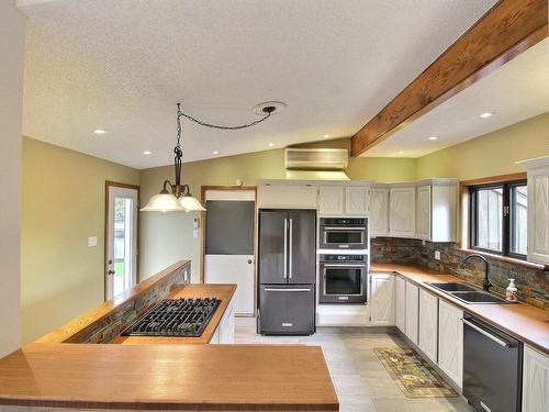 Kitchen - 109 Rue Alix, Val-D'Or, QC - Indoor Photo Showing Kitchen With Double Sink