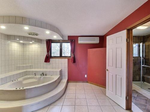 Ensuite bathroom - 109 Rue Alix, Val-D'Or, QC - Indoor Photo Showing Bathroom