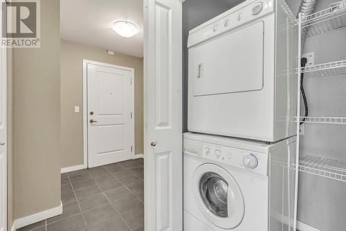 533 Yates Road Unit# 317, Kelowna, BC - Indoor Photo Showing Laundry Room