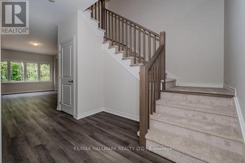 395 Beechwood Forest Lane, Gravenhurst, ON - Indoor Photo Showing Other Room