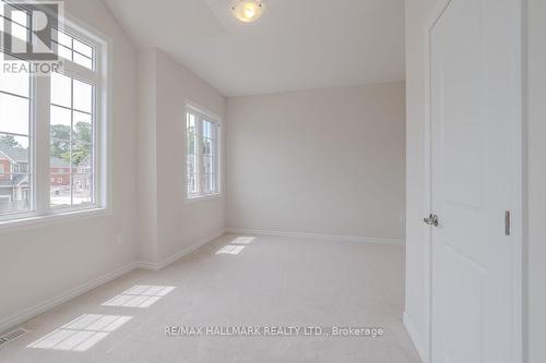 395 Beechwood Forest Lane, Gravenhurst, ON - Indoor Photo Showing Other Room