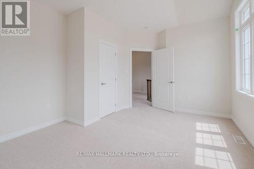 395 Beechwood Forest Lane, Gravenhurst, ON - Indoor Photo Showing Other Room