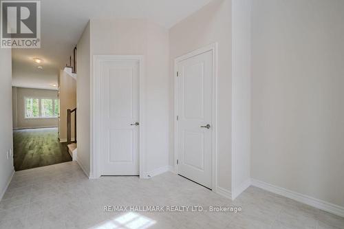 395 Beechwood Forest Lane, Gravenhurst, ON - Indoor Photo Showing Other Room