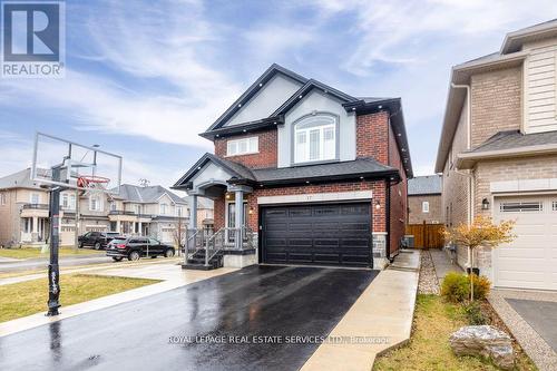 17 Narbonne Crescent, Hamilton, ON - Outdoor With Facade