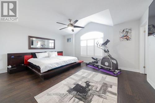 17 Narbonne Crescent, Hamilton (Stoney Creek Mountain), ON - Indoor Photo Showing Bedroom