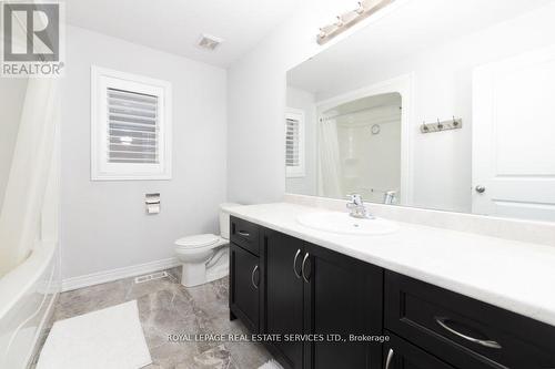 17 Narbonne Crescent, Hamilton (Stoney Creek Mountain), ON - Indoor Photo Showing Bathroom