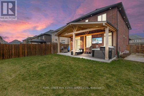 17 Narbonne Crescent, Hamilton, ON - Outdoor With Deck Patio Veranda