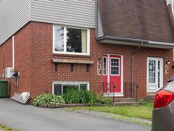 22 Heathland Way  Dartmouth, NS B2V 1L4