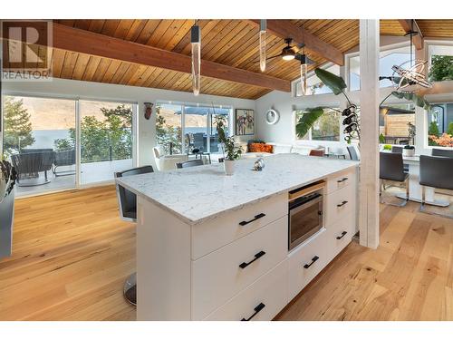 7192 Brent Road, Peachland, BC - Indoor Photo Showing Kitchen