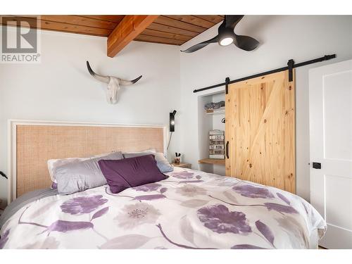 7192 Brent Road, Peachland, BC - Indoor Photo Showing Bedroom