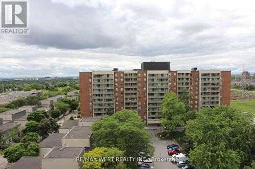 1108 - 1 Four Winds Drive, Toronto, ON - Outdoor With Balcony With Facade