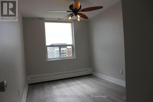 1108 - 1 Four Winds Drive, Toronto, ON - Indoor Photo Showing Other Room