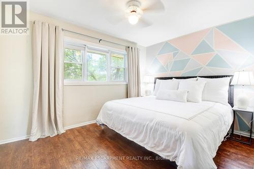 183 Grove Park Drive, Burlington (Lasalle), ON - Indoor Photo Showing Bedroom