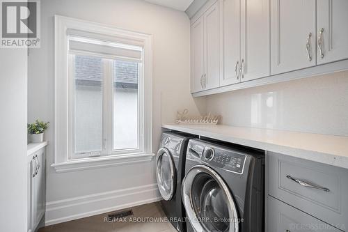 350 Weighton Drive N, Oakville, ON - Indoor Photo Showing Laundry Room