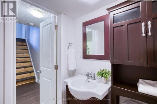 6174 Townwood Court, Mississauga, ON - Indoor Photo Showing Bathroom