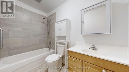 130 Nelson Street S, Gravenhurst, ON - Indoor Photo Showing Bathroom