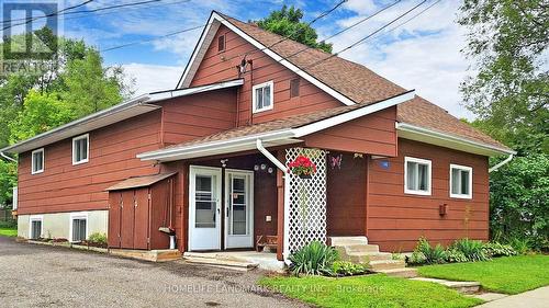 130 Nelson Street S, Gravenhurst, ON - Outdoor