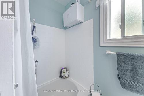 330 Browning Trail, Barrie, ON -  Photo Showing Bathroom