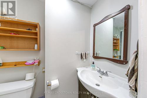 330 Browning Trail, Barrie, ON - Indoor Photo Showing Bathroom