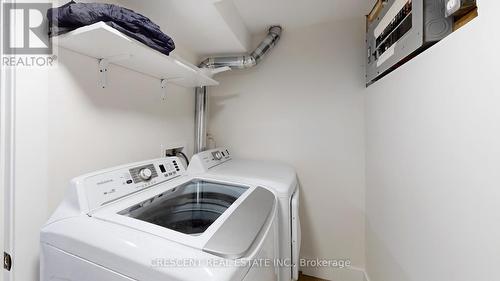 261 Barrie Road, Orillia, ON - Indoor Photo Showing Laundry Room