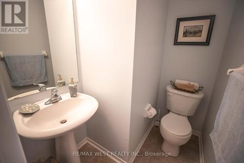 11 - 11 Royalton Lane, Collingwood, ON - Indoor Photo Showing Bathroom