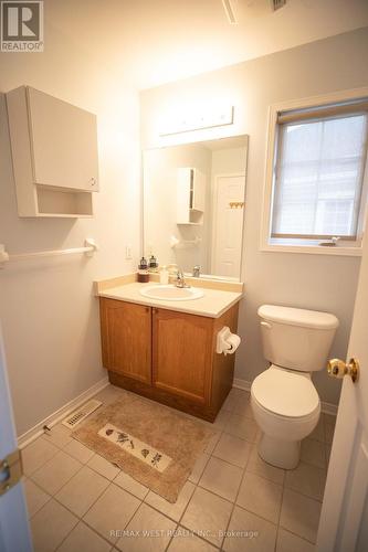 11 - 11 Royalton Lane, Collingwood, ON - Indoor Photo Showing Bathroom