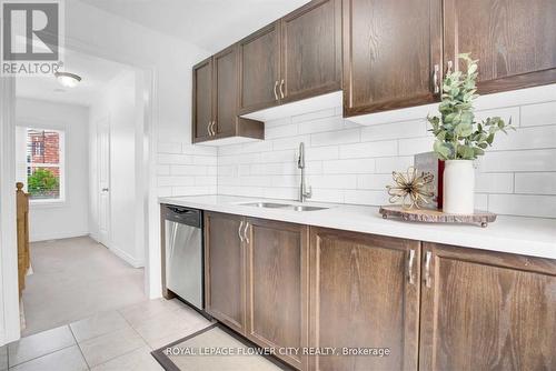 118 Battalion Road, Brampton, ON - Indoor Photo Showing Kitchen With Double Sink