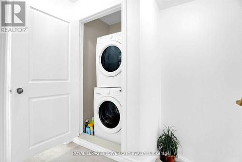 118 Battalion Road, Brampton, ON - Indoor Photo Showing Laundry Room