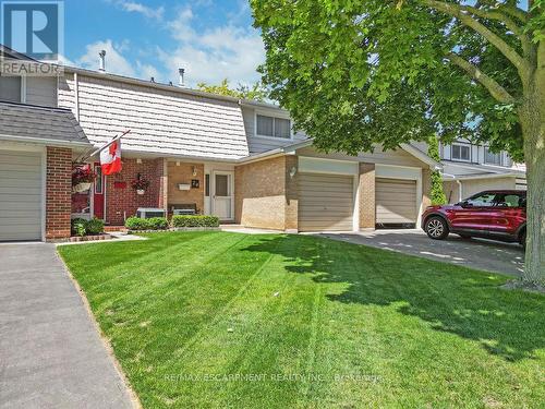 65 - 24 Nicklaus Drive, Hamilton, ON - Outdoor