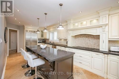 6373 Donway Drive, Mississauga, ON - Indoor