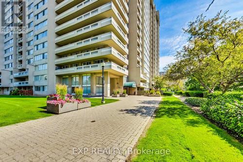 706 - 3590 Kaneff Crescent, Mississauga, ON - Outdoor With Balcony