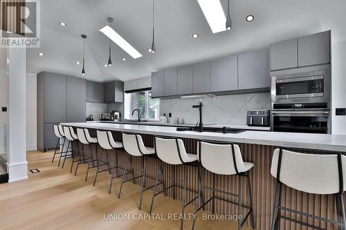 22 Mcarthur Street, Toronto W09, ON - Indoor Photo Showing Kitchen With Upgraded Kitchen