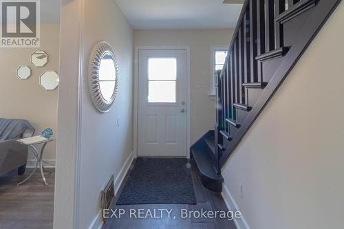 5782 Byng Avenue, Niagara Falls, ON - Indoor Photo Showing Other Room