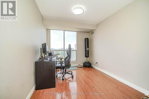 611 - 2550 Lawrence Avenue E, Toronto, ON - Indoor Photo Showing Office