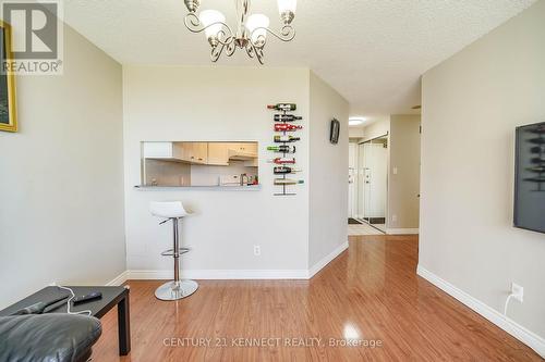 611 - 2550 Lawrence Avenue E, Toronto, ON - Indoor Photo Showing Other Room