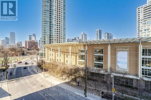 305 - 159 Wellesley Street E, Toronto, ON - Outdoor With Facade