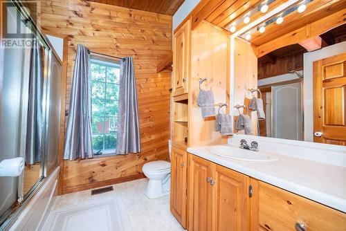 137 Scheuneman Road, Golden Lake, ON - Indoor Photo Showing Bathroom