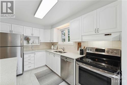 quartz countertops - 16 Winterburn Terrace, Ottawa, ON - Indoor Photo Showing Kitchen With Double Sink