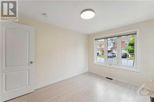 bright main floor bedroom - 16 Winterburn Terrace, Ottawa, ON - Indoor Photo Showing Other Room