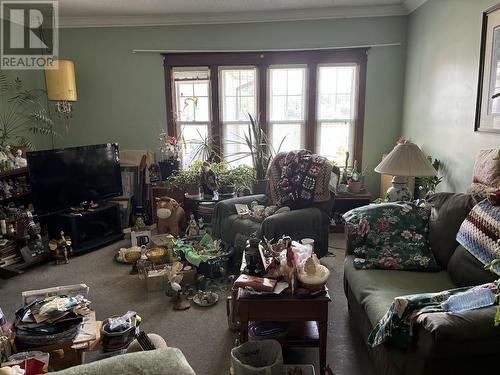 311 North St, Sault Ste. Marie, ON - Indoor Photo Showing Living Room